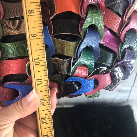 De De multicolored linked leather hobo bag NWOT - Picture 7 of 8